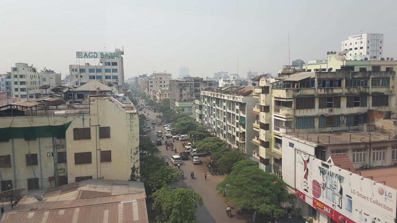 Unity Hotel Mandalay Exterior photo