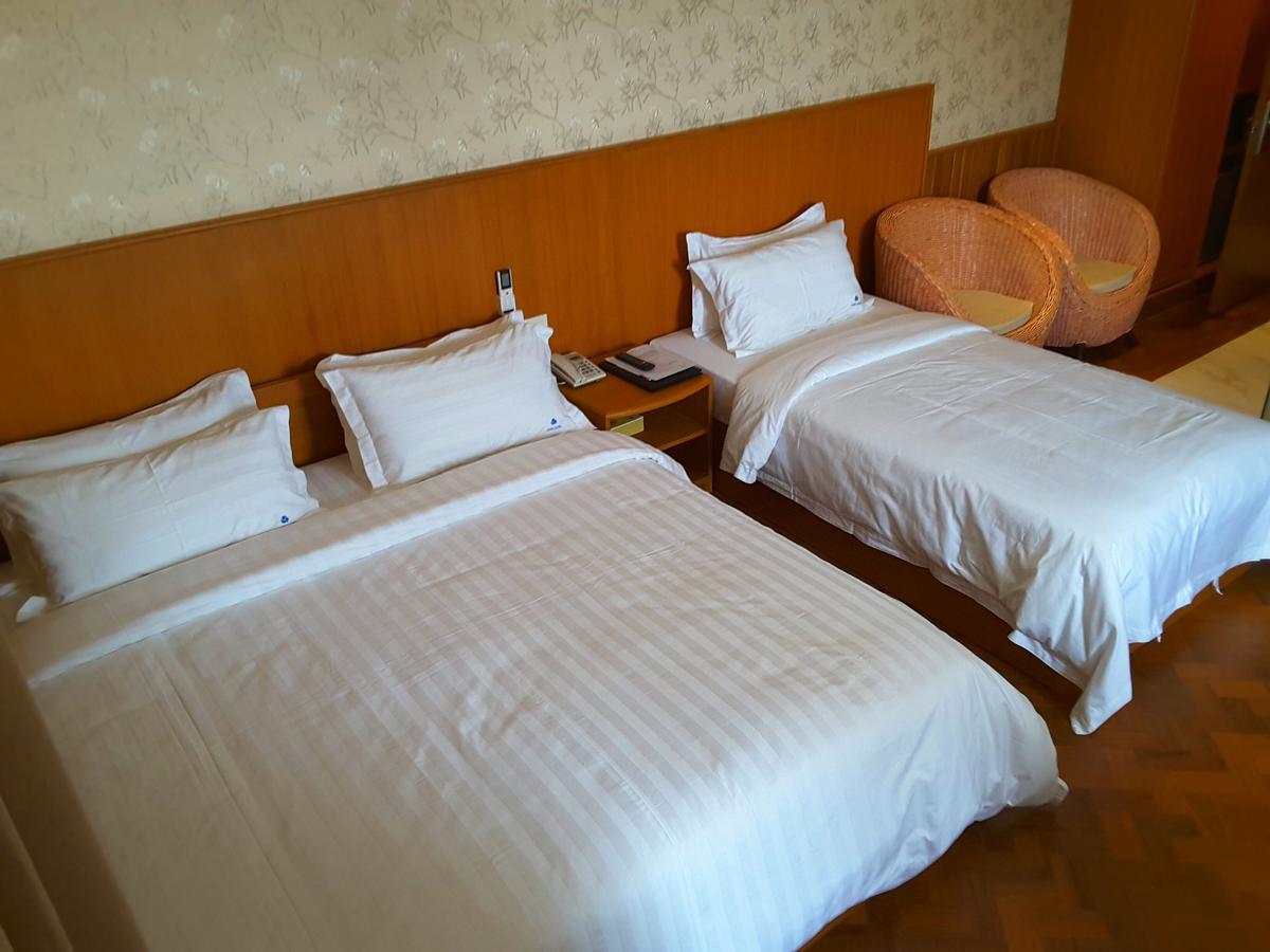 Unity Hotel Mandalay Exterior photo